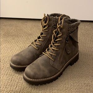 Brand new combat boots